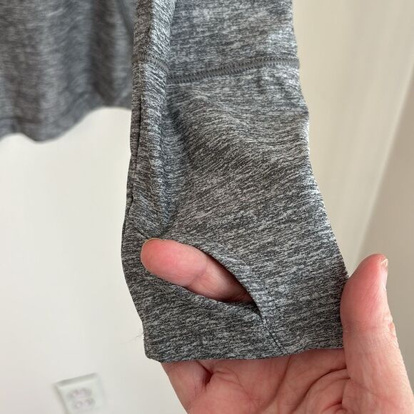 Athleta women Pacifica Illume Half Zip Gray Long Sleeve UPF Fitted Top large NWT - Picture 4 of 12